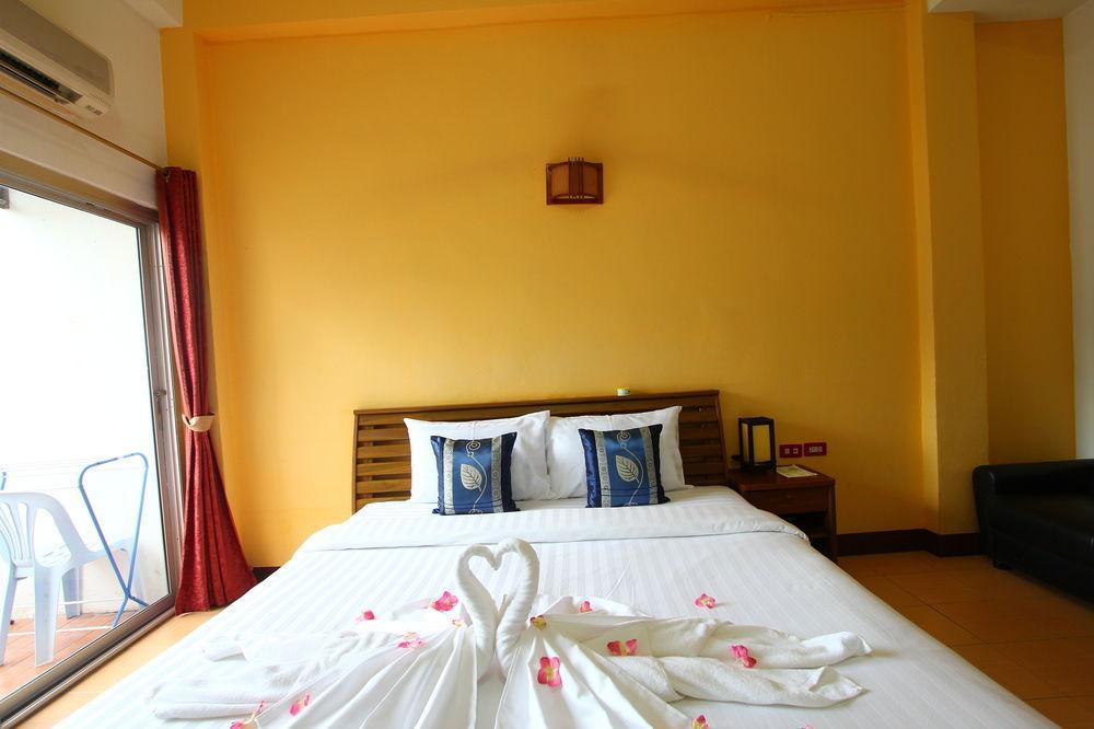 Hotel Sea U Honey à Patong Extérieur photo