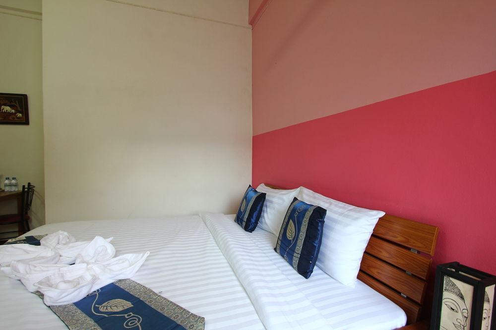 Hotel Sea U Honey à Patong Extérieur photo
