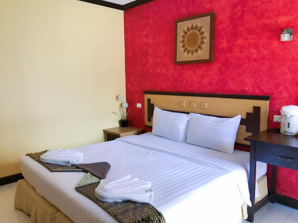 Hotel Sea U Honey à Patong Extérieur photo