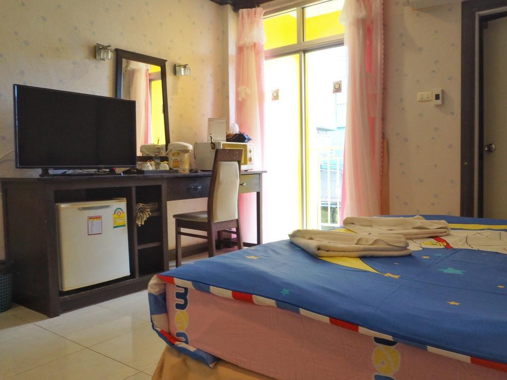 Hotel Sea U Honey à Patong Extérieur photo